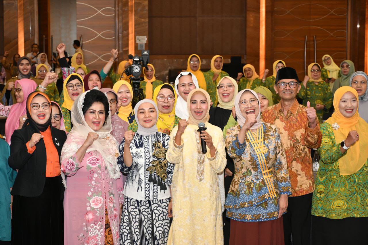 Workshop Pendidikan bertajuk “Pendidikan untuk Semua: Peran Perempuan dalam Meningkatkan Mutu Pendidikan” yang diselenggarakan oleh DPP Pengajian Al-Hidayah bersama Kemendikdasmen RI di Jakarta pada Minggu (4/5/2025).